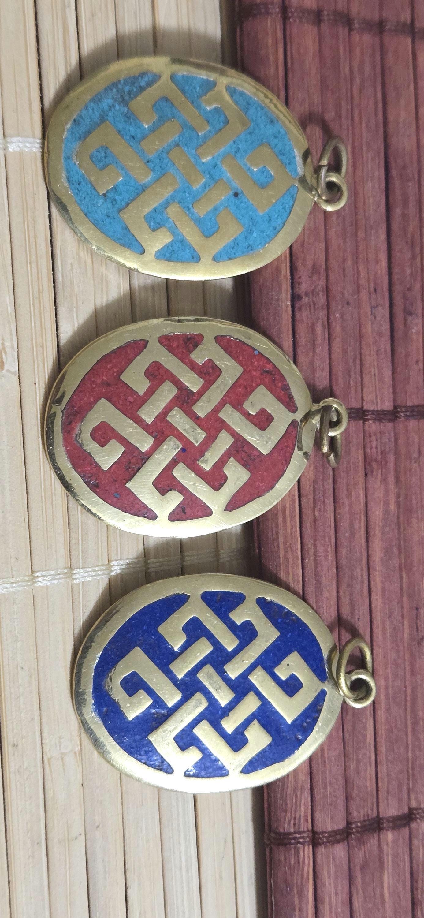 1 PENDANT - Tibetan infinity endless knot symbol brass pendant from Nepal - PM448