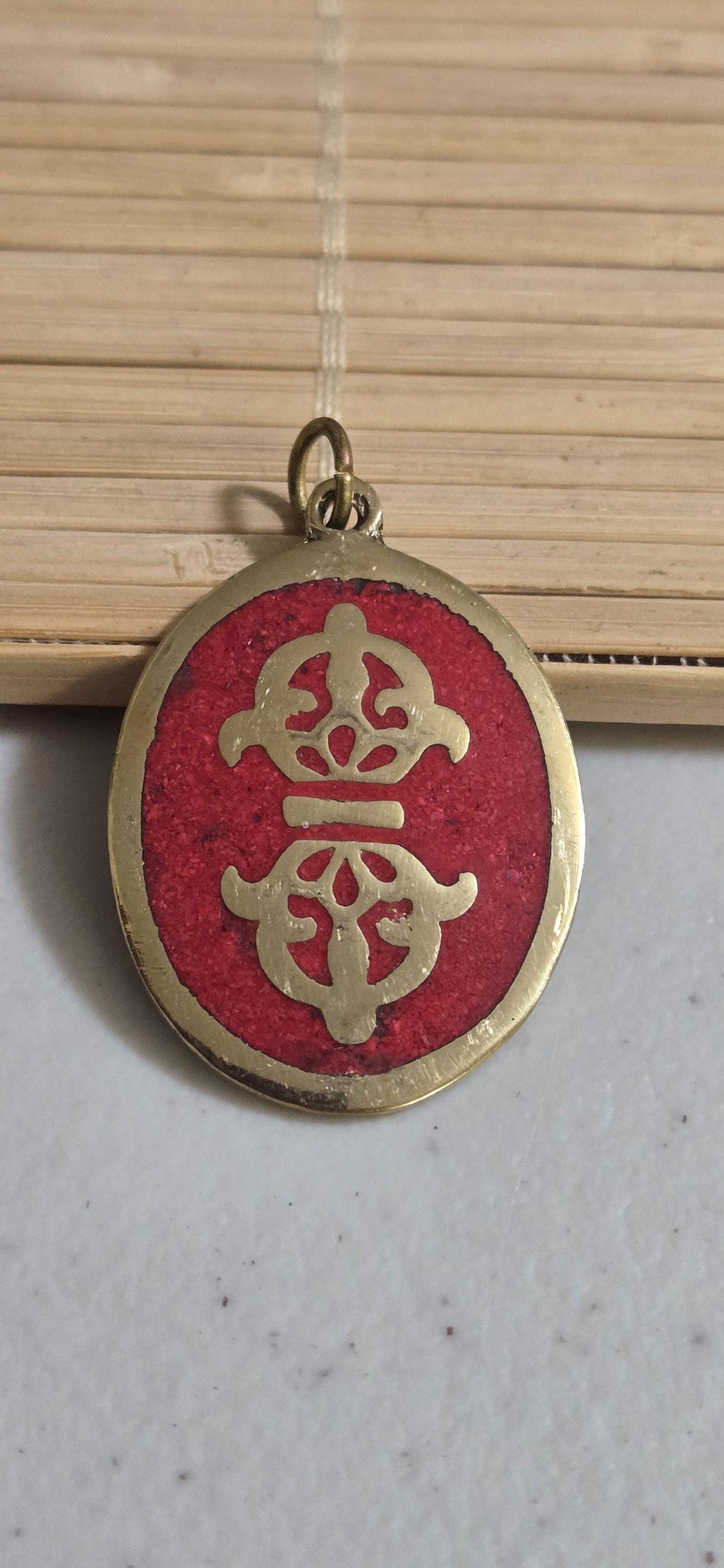 1 PENDANT - Tibetan vajra symbol brass pendant from Nepal - PM449