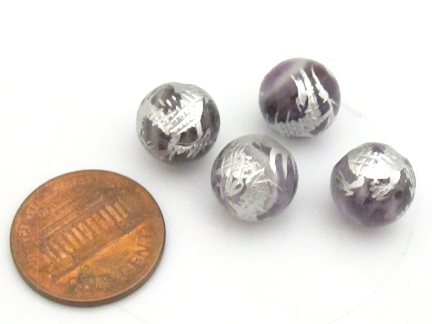 2 BEADS - Amethyst gemstone beads with silver Dragon painting - 10mm - GM358A