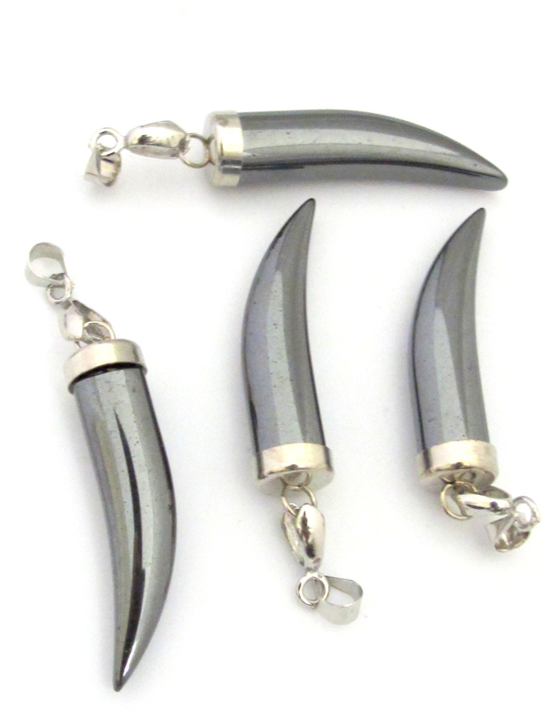 1 Pendant - Hematite tooth tusk horn shape pendant - PM333