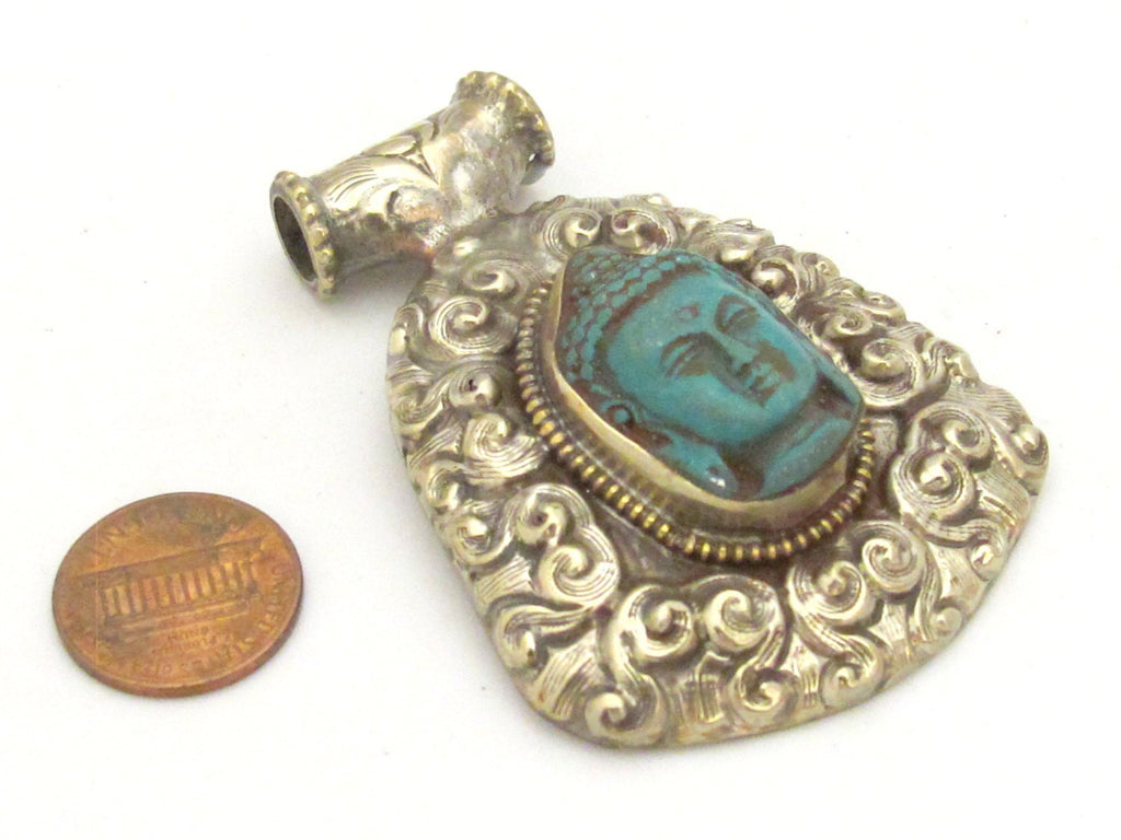 Tibetan silver green Buddha pendant with floral repousse details - PM337A