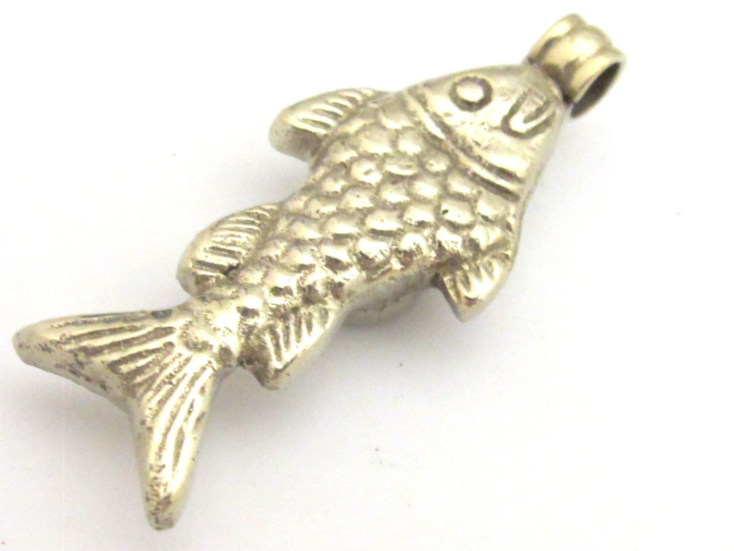 1 Pendant - Tibetan antiqued silver finish fish repousse pendant with turquoise inlay - PM342A