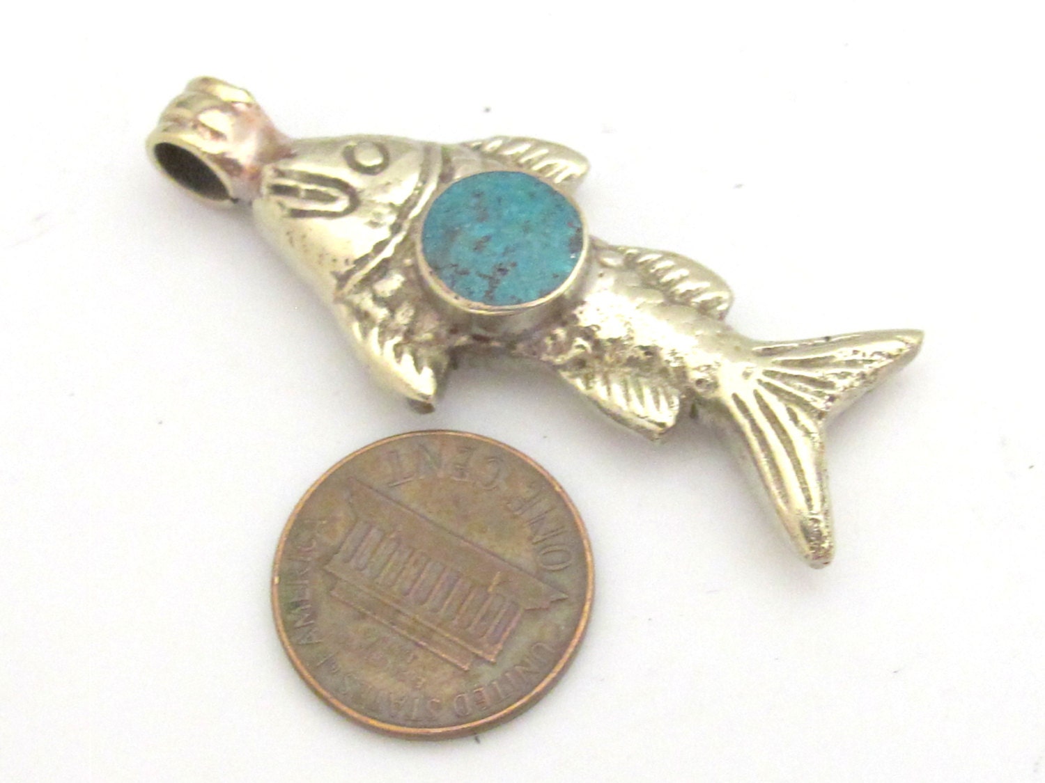 1 Pendant - Tibetan antiqued silver finish fish repousse pendant with turquoise inlay - PM342A