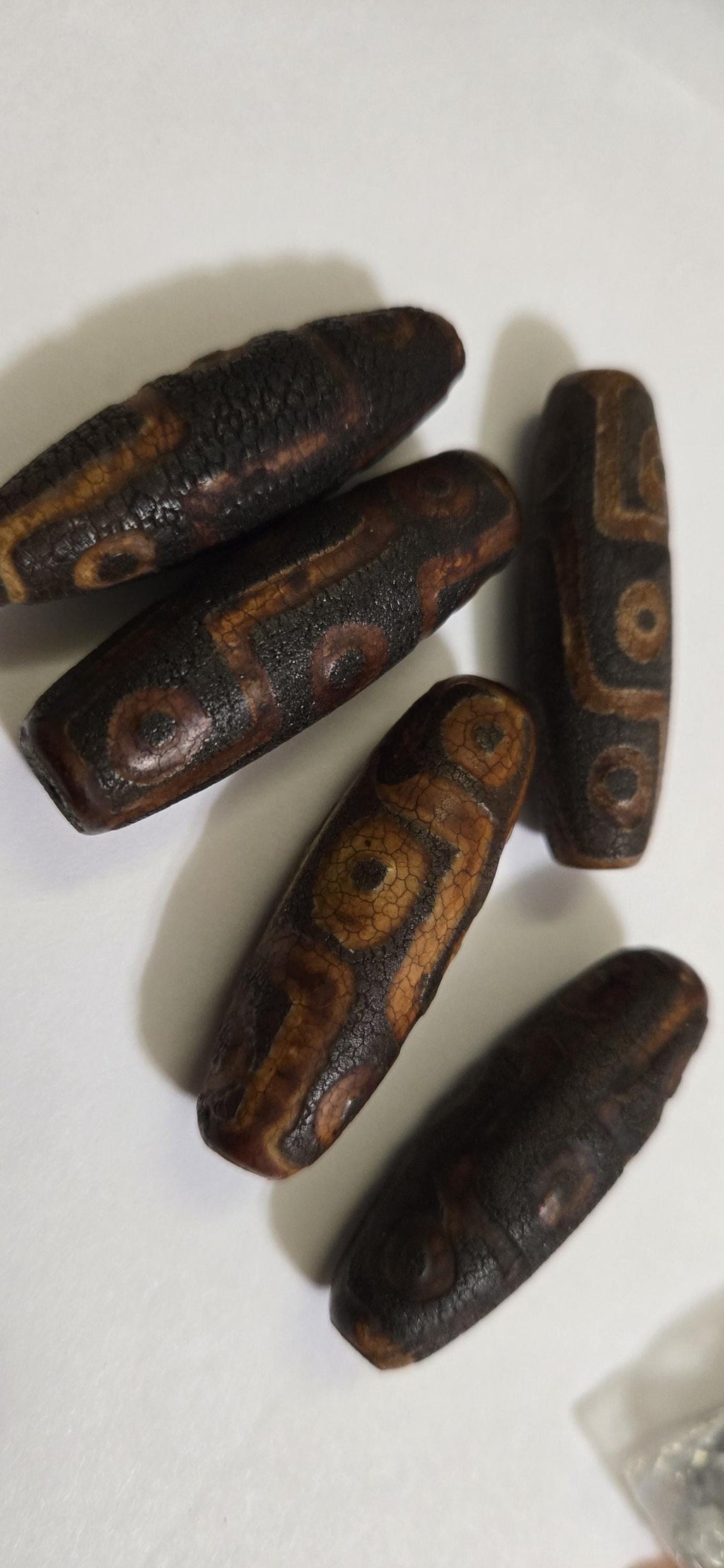 Long Tibetan etched agate dzi design 9 eye bead - etched agate beads - Nepalbeadshop GM130
