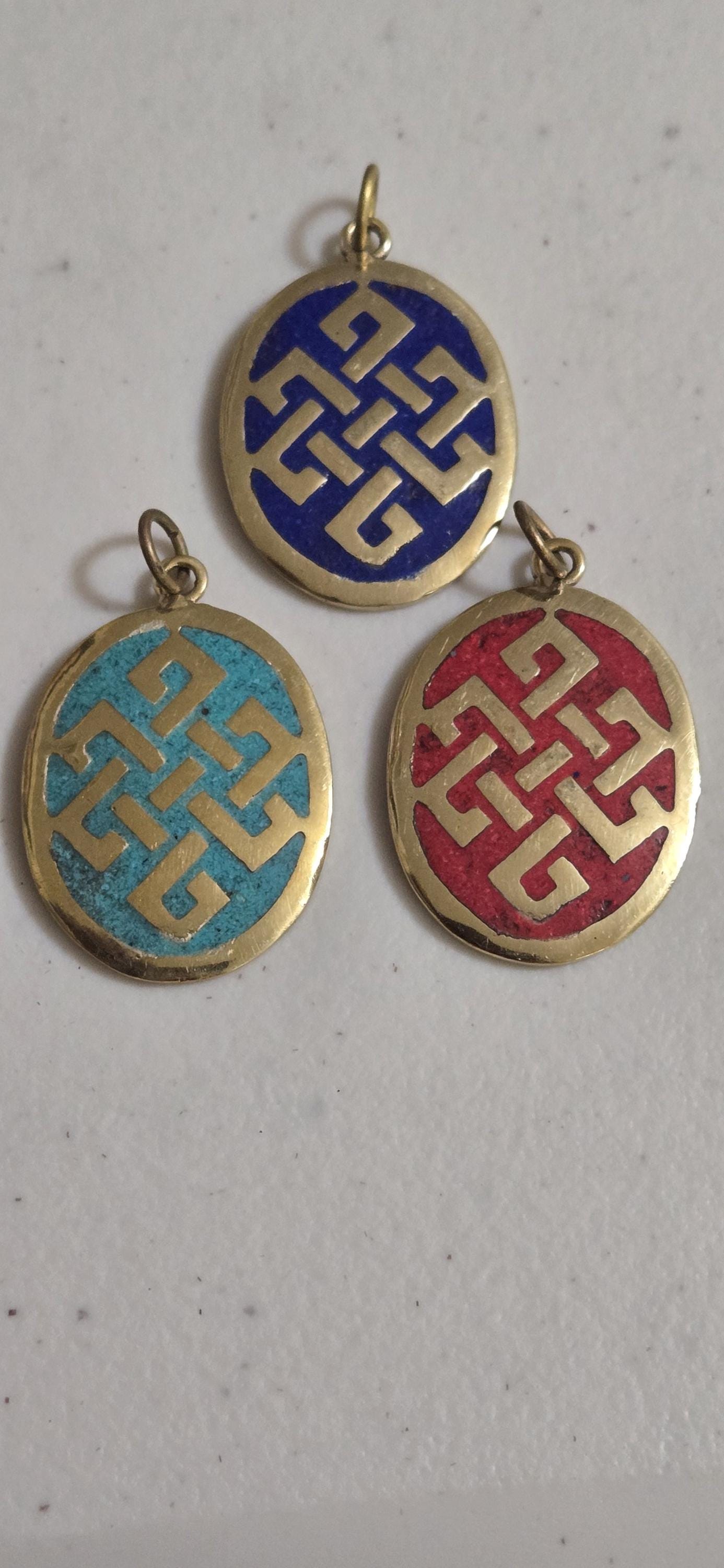 1 PENDANT - Tibetan infinity endless knot symbol brass pendant from Nepal - PM448