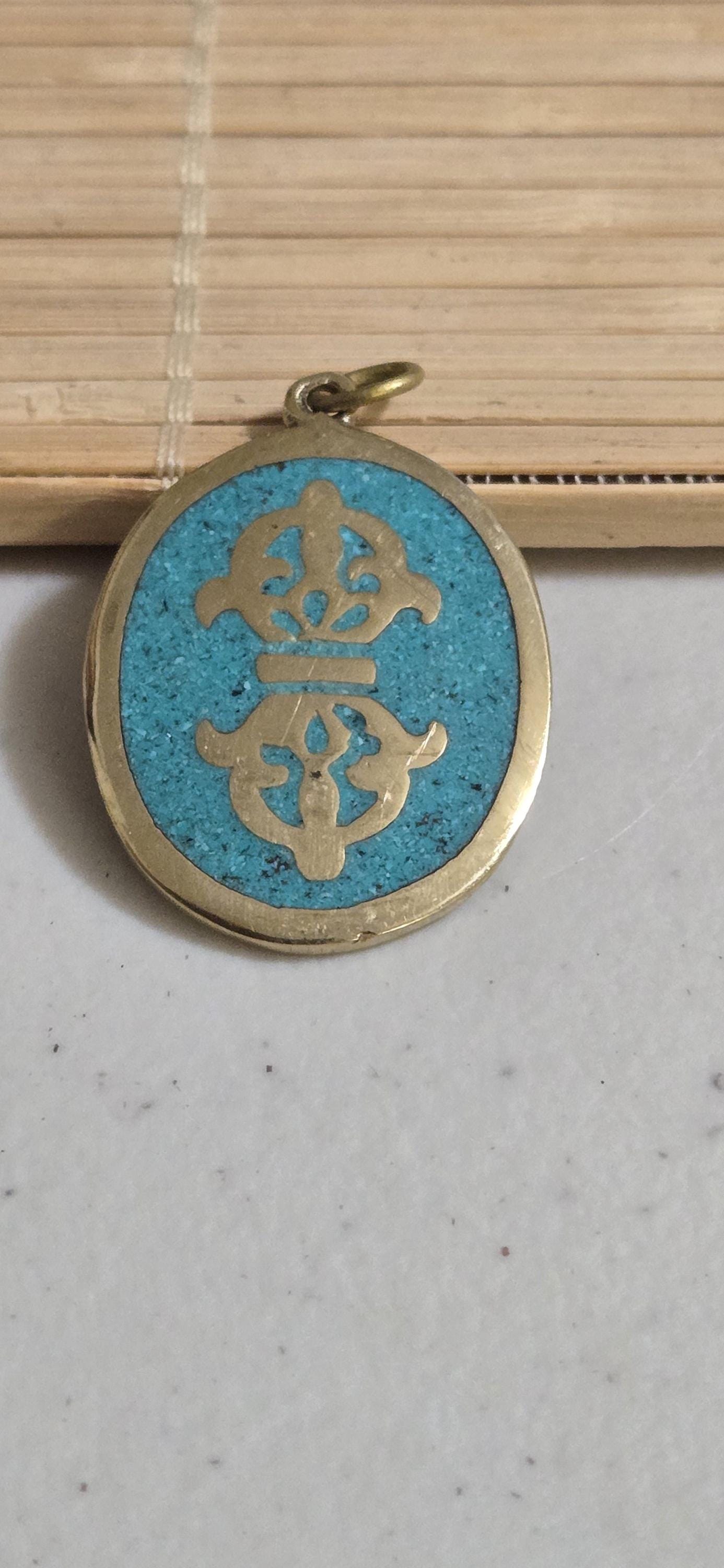 1 PENDANT - Tibetan vajra symbol brass pendant from Nepal - PM449