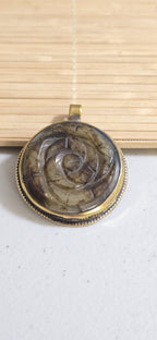 OOAK Beautiful Tibetan Nepal rose flower carved stone brass pendant antiqued finish - PM275C