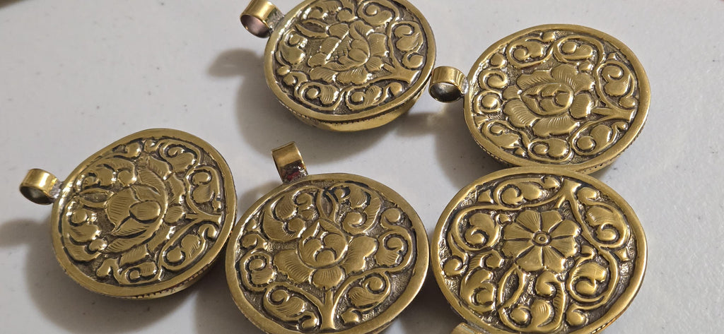 OOAK Beautiful Tibetan Nepal rose flower carved stone brass pendant antiqued finish - PM275C