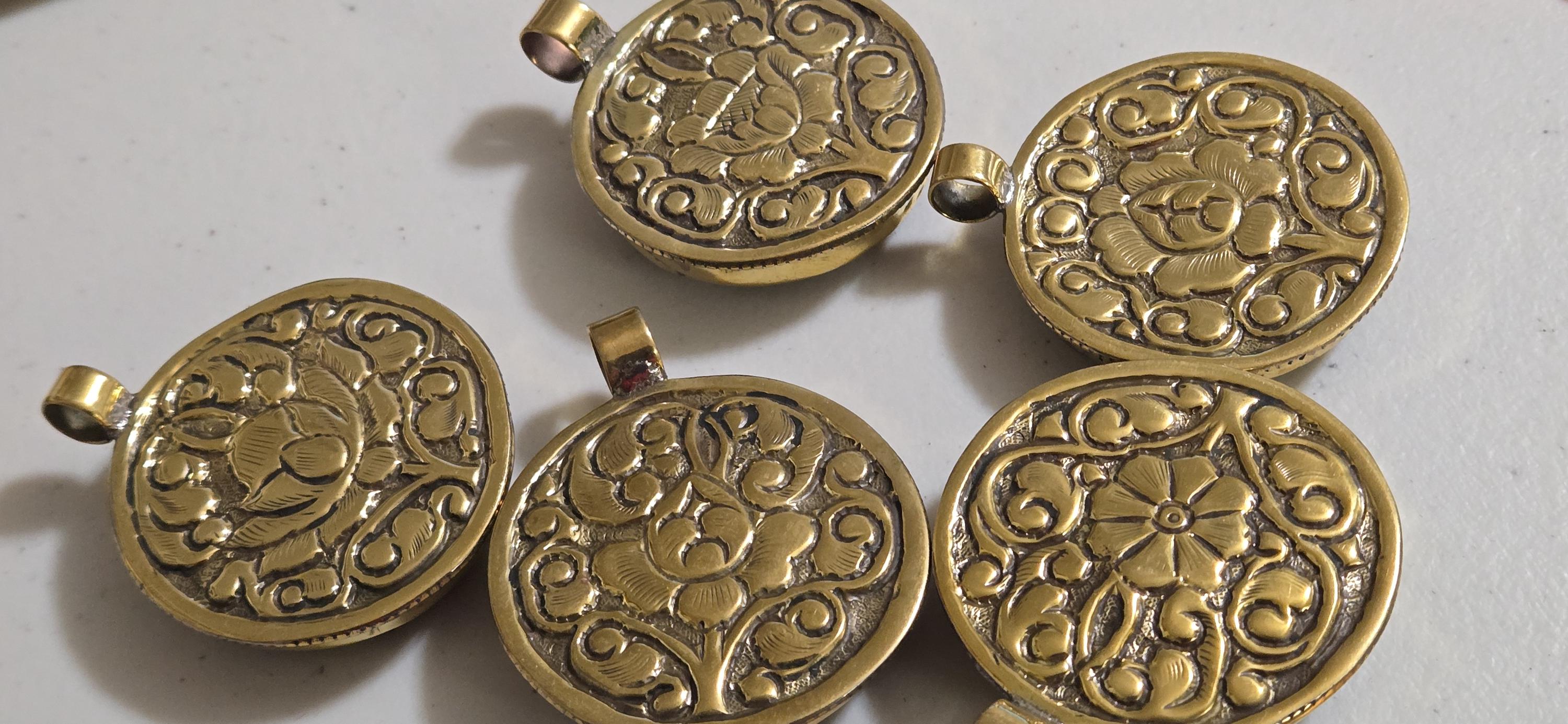 OOAK Beautiful Tibetan Nepal rose flower carved stone brass pendant antiqued finish - PM275C