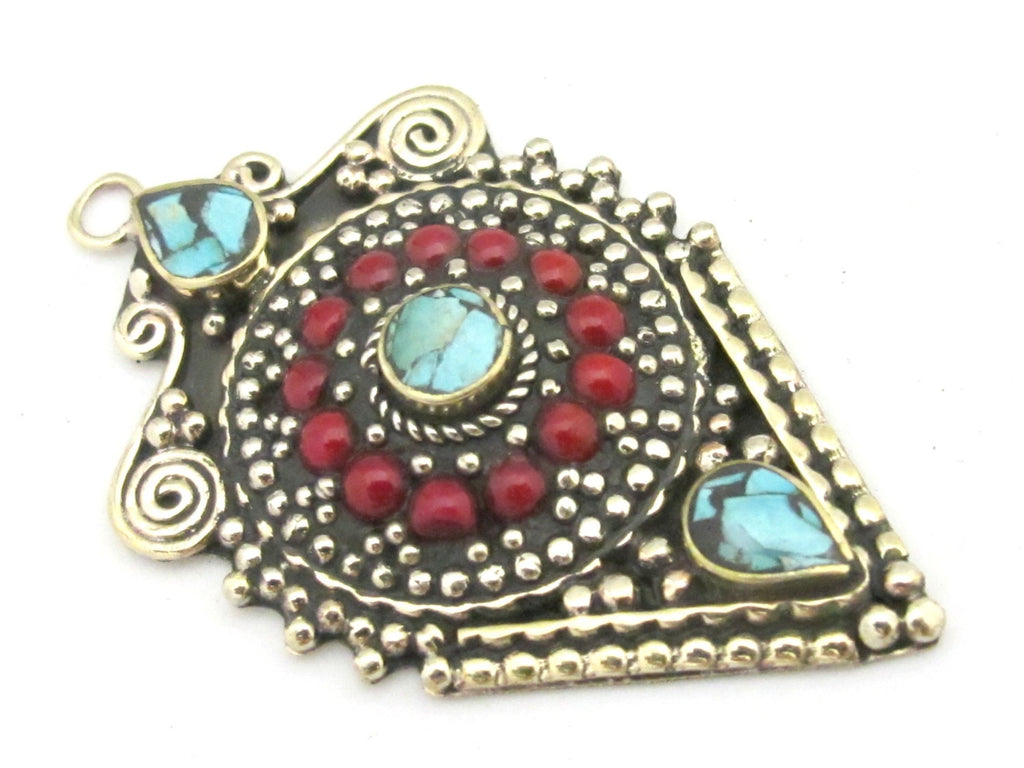 1 pendant - Ethnic arrowhead shape shield design Tibetan silver charm pendant with coral and turquoise inlay - PM346B
