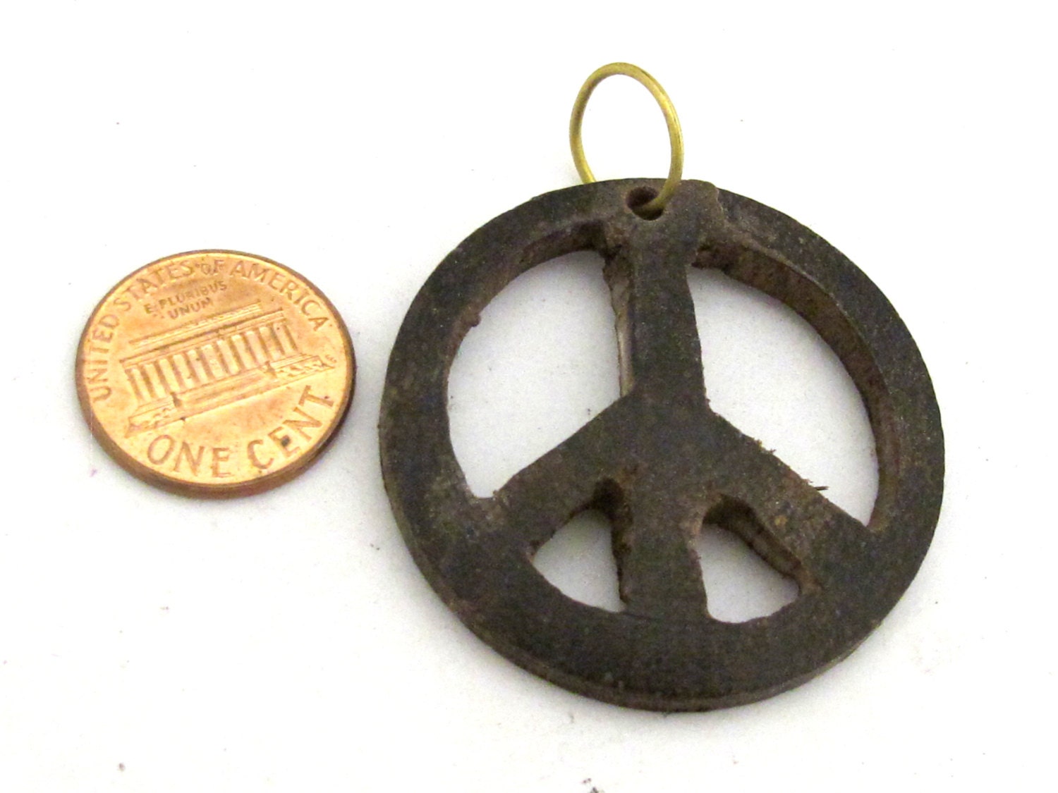 3 Pendants - Brown color natural wood carved peace symbol pendant - PB091