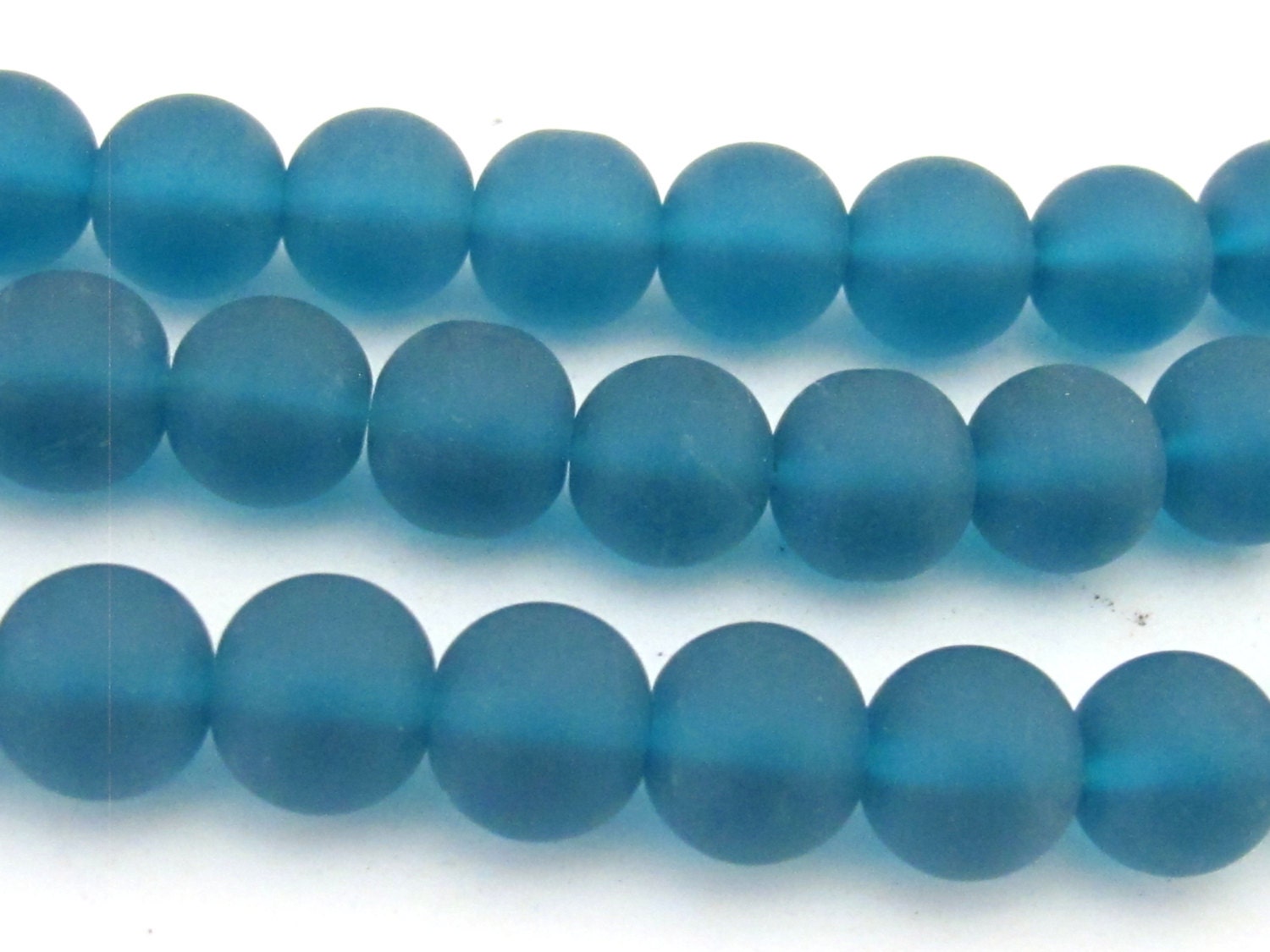 10 BEADS - Peacock Blue frosted sea glass color beads 10 mm size - AB033