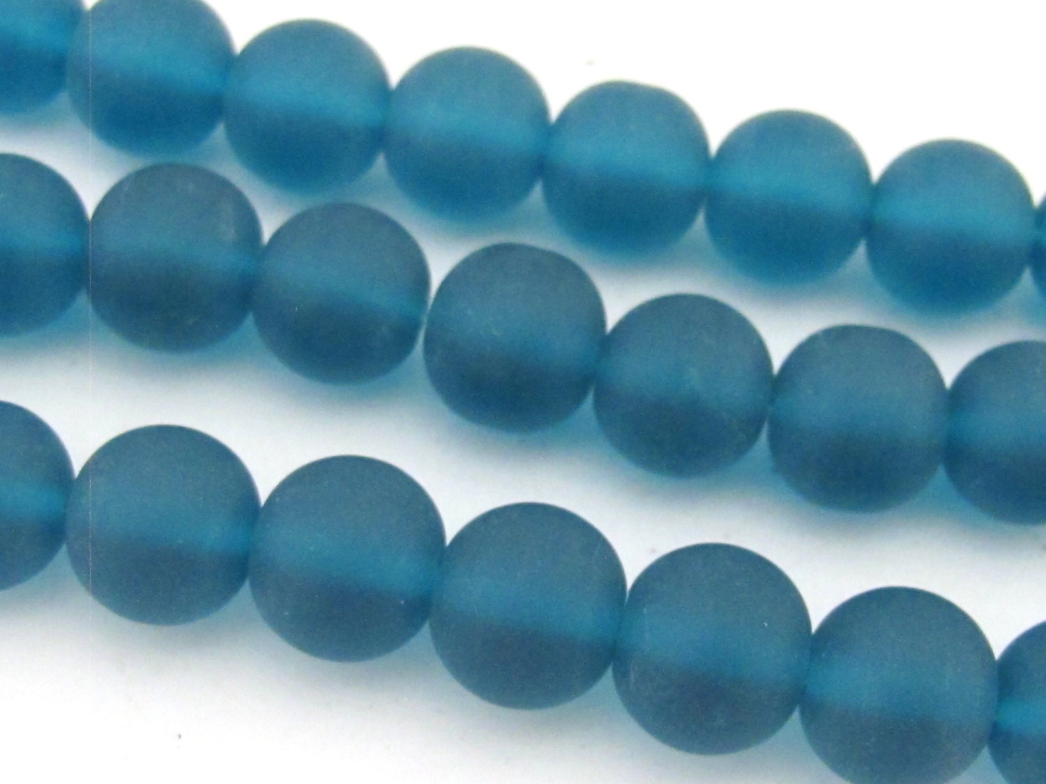 10 BEADS - Peacock Blue frosted sea glass color beads 10 mm size - AB033