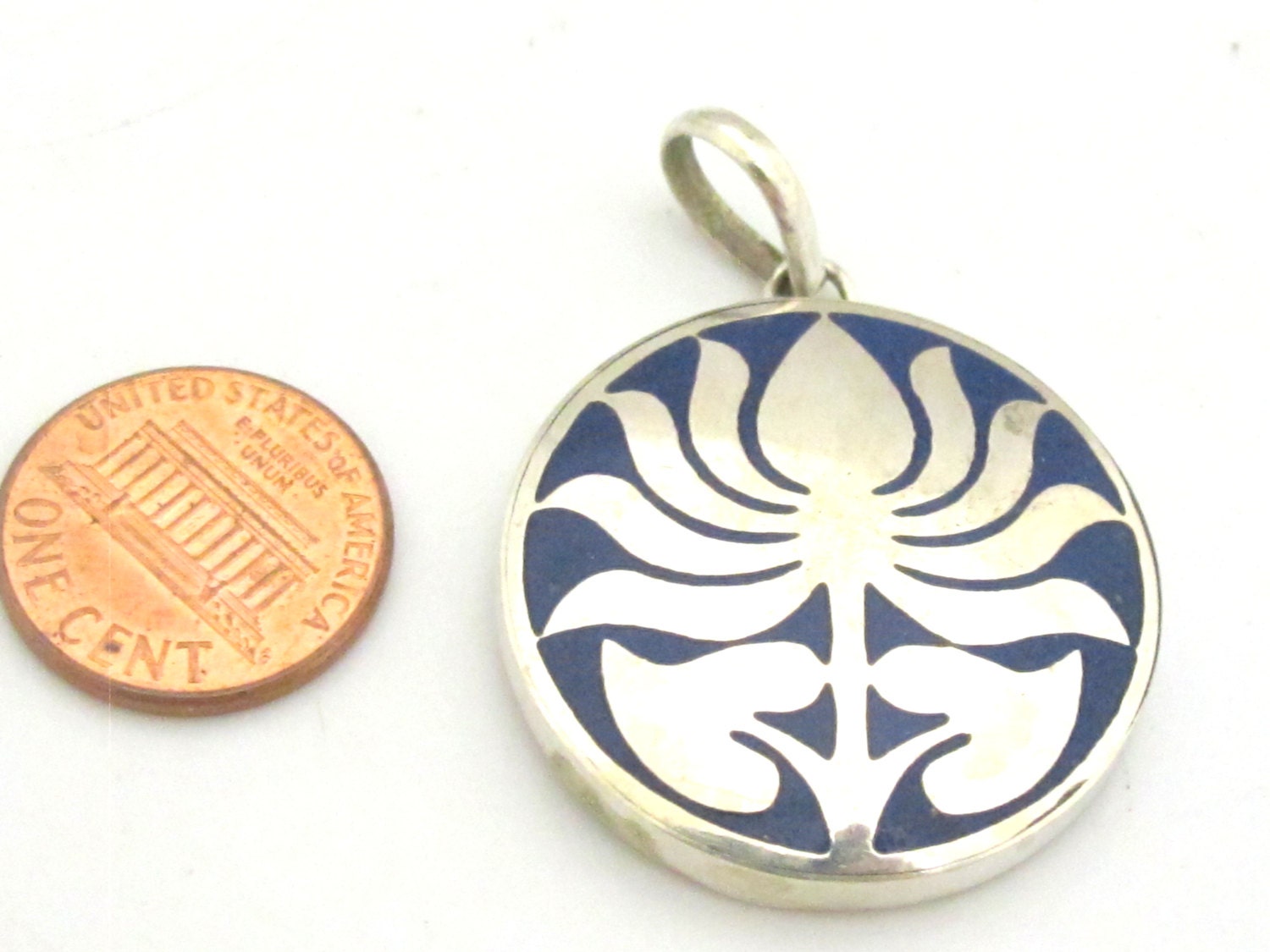 Tibetan silver Lotus flower symbol pendant - PM360C