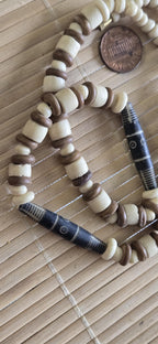 1 strand Tribal design cream and brown color recycled cattle bone beads strand - MG020E