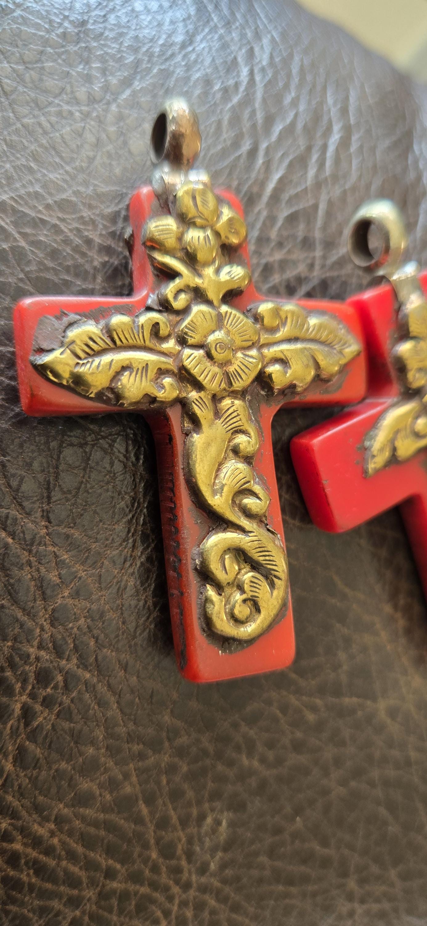1 Pendant - Tibetan brass fish and floral design red tone resin cross pendant from Nepal - PM514B
