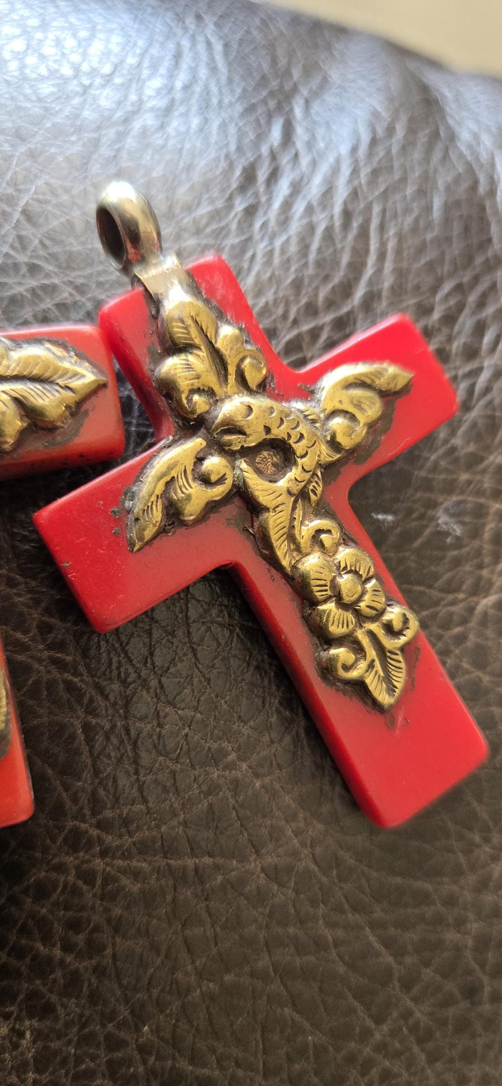 1 Pendant - Tibetan brass fish and floral design red tone resin cross pendant from Nepal - PM514B
