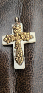 1 Pendant - Tibetan brass deer, fish and floral design cream color resin cross pendant crude finish from Nepal - PM514H