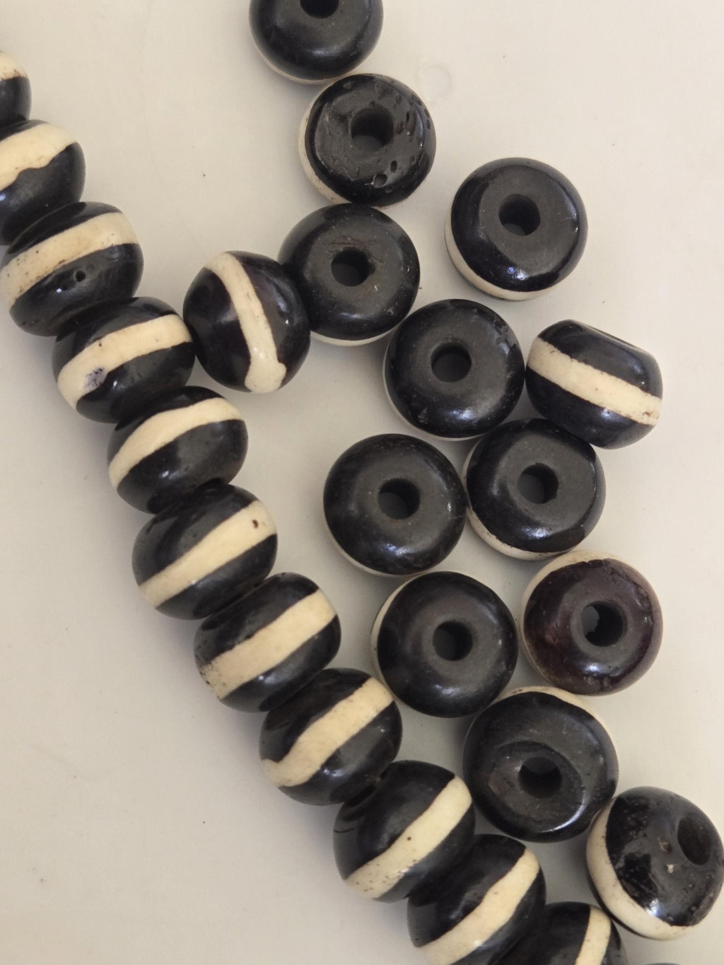 10 bone beads - Tibetan banded stripe design recycled cattle bone beads supply 10 mm size - ML029B