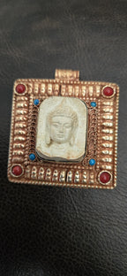 Gorgeous Square shape Buddha pendant with ethnic tibetan filigree design - PM109N