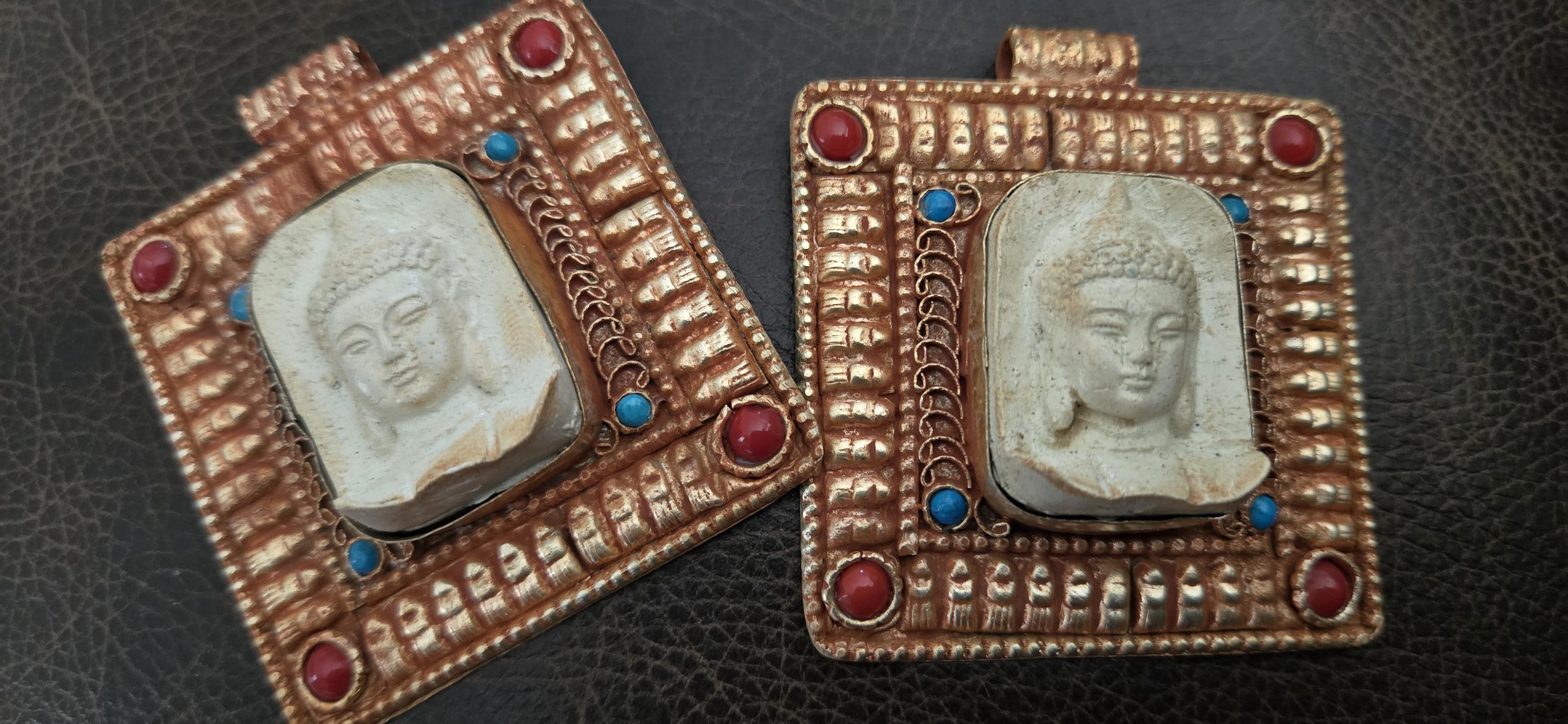 Gorgeous Square shape Buddha pendant with ethnic tibetan filigree design - PM109N