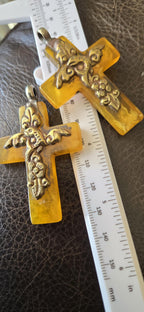 1 Pendant - Tibetan brass fish and floral design resin cross pendant from Nepal - PM514F