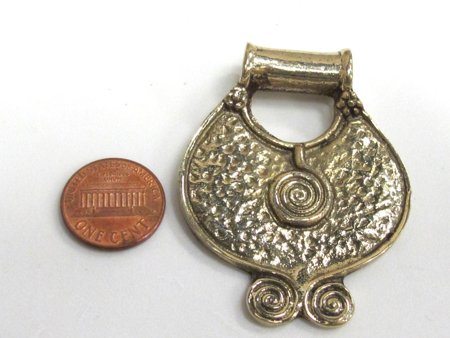 Tribal Ethnic Spiral Coil solid Brass Pendant – Hammered Shield Plate design, tribal folk jewelry Supply l Nepal brass pendant – CP089