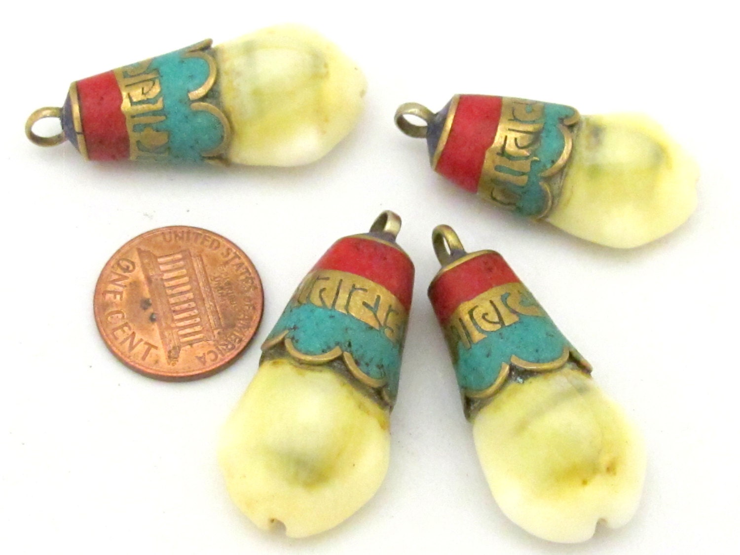 1 Pendant - Tibetan Om mantra cowrie shell brass capped drop pendant bag keychain keyring charm decor PM364