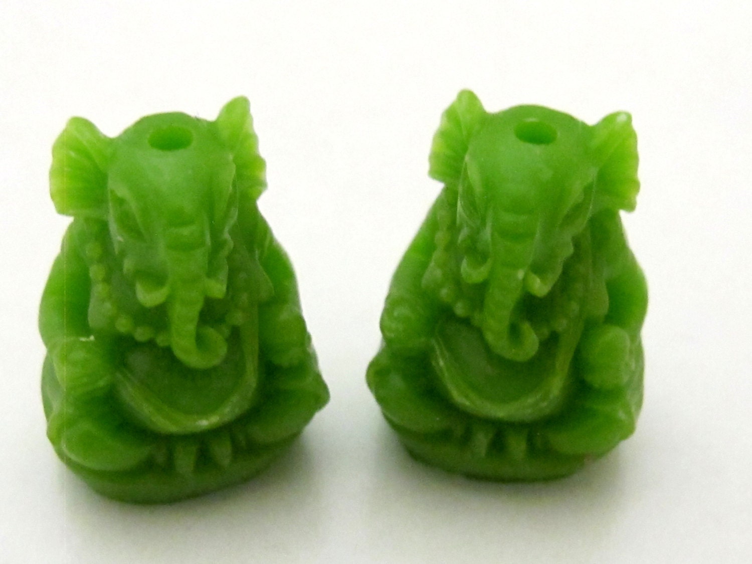 2 BEADS - Green color resin seated Ganesha pendant beads 20 mm x 15 mm - BD784F
