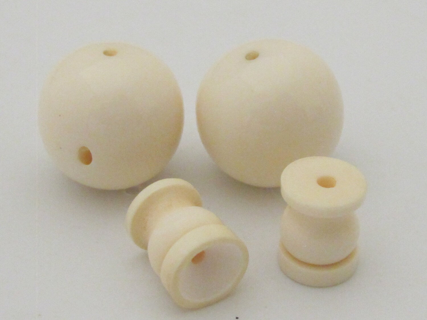 1 Guru bead set - Large 24 mm size cream color recycled cattle bone bead 3 hole prayer mala Guru bead with column bead from Nepal - GB029