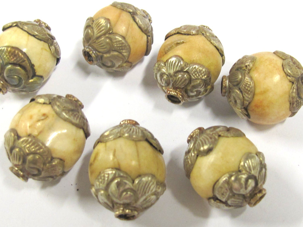 2 Beads - Tibetan silver antiqued floral capped Tribal naga conch shell bead - CH061s