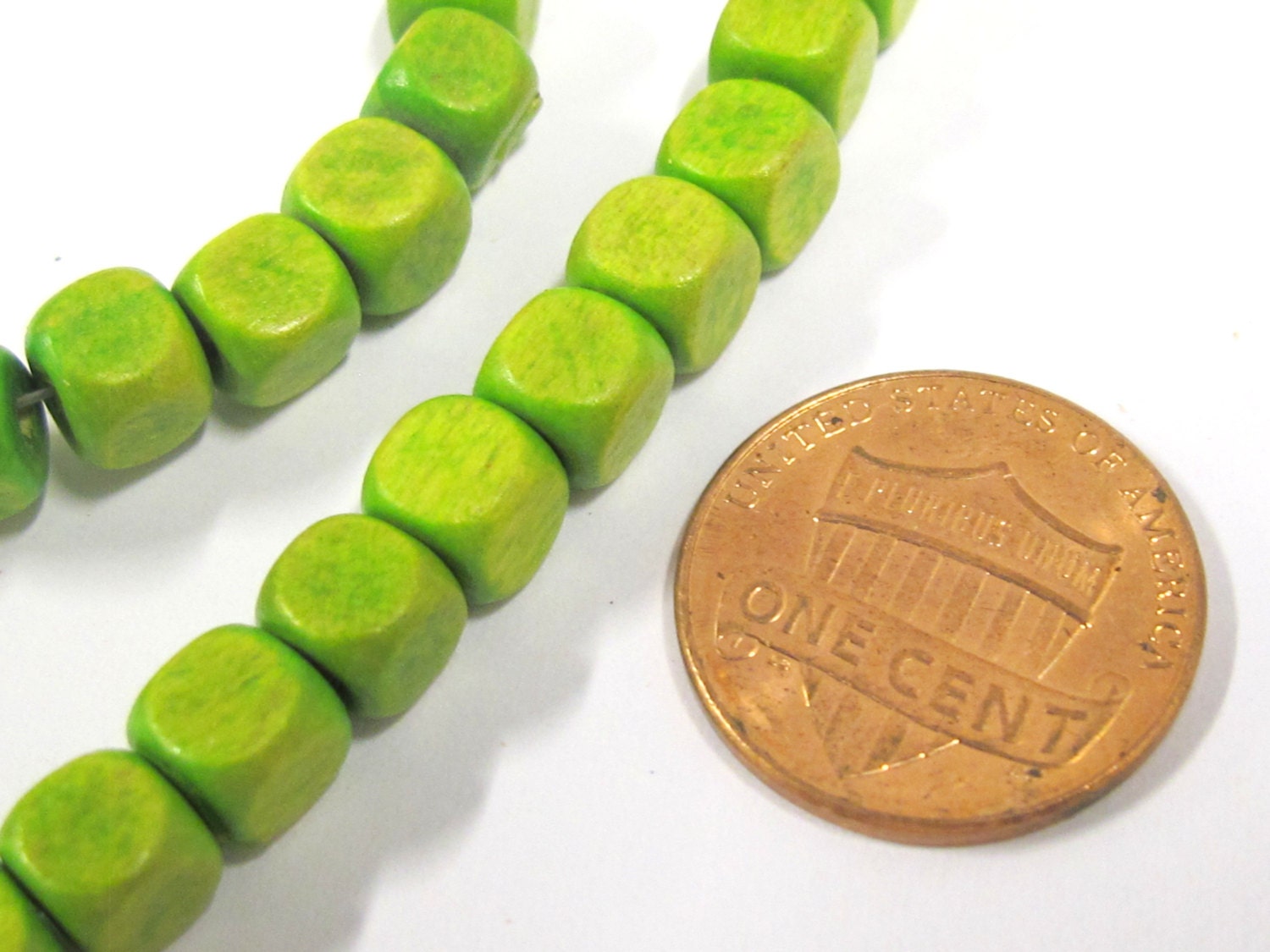1 Strand - Green color wood cubes beads 6 mm - 16 inches - NB141