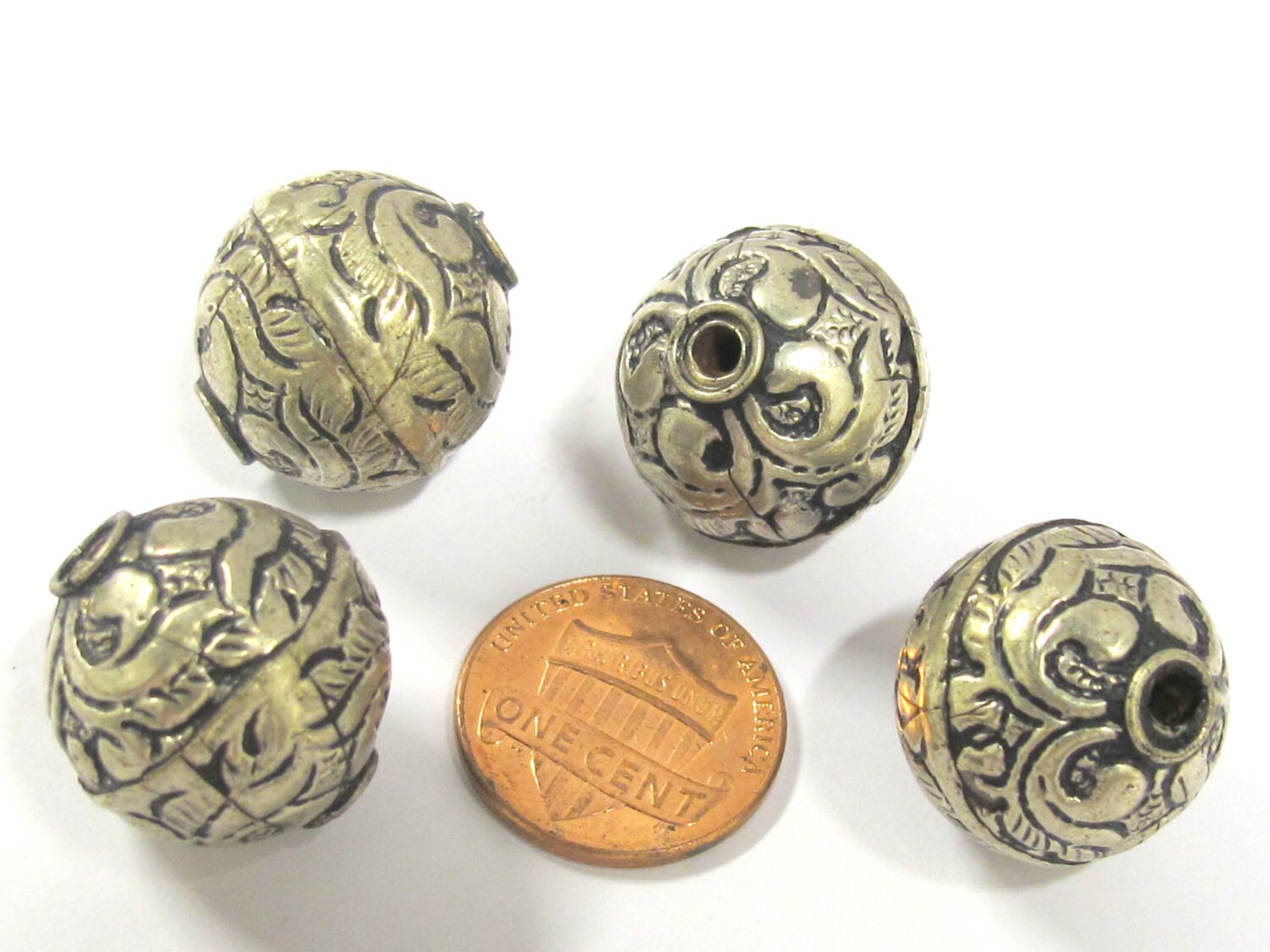 1 BEAD - Tibetan silver repousse floral design oval shape beads 18 - 19 mm - BD794s