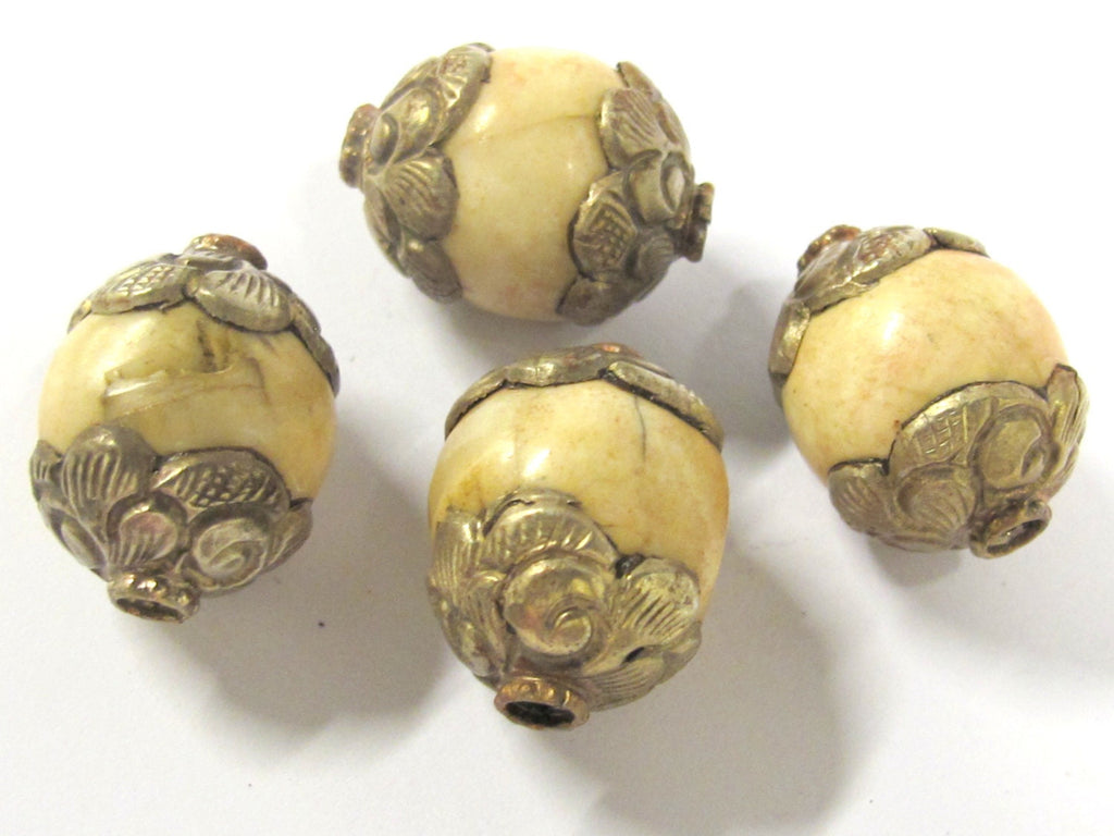 2 Beads - Tibetan silver antiqued floral capped Tribal naga conch shell bead - CH061s