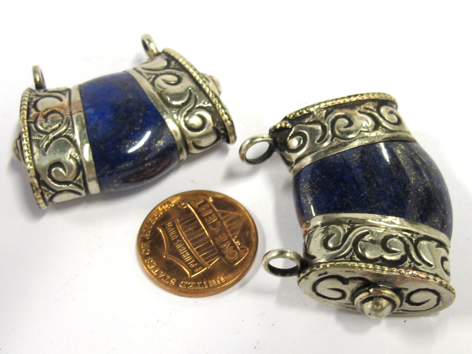 1 Pendant - Ethnic Tibetan silver double bail himalayan Lapis gemstone pendant - PM392