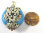 1 Pendant - Reversible Tibetan silver double fish symbol blue crackle resin pendant from Nepal - PM398