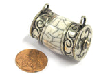 1 Pendant - Ethnic Tibetan silver double bail white crackle resin pendant pendant from Nepal - PM401