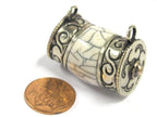 1 Pendant - Ethnic Tibetan silver double bail white crackle resin pendant pendant from Nepal - PM401
