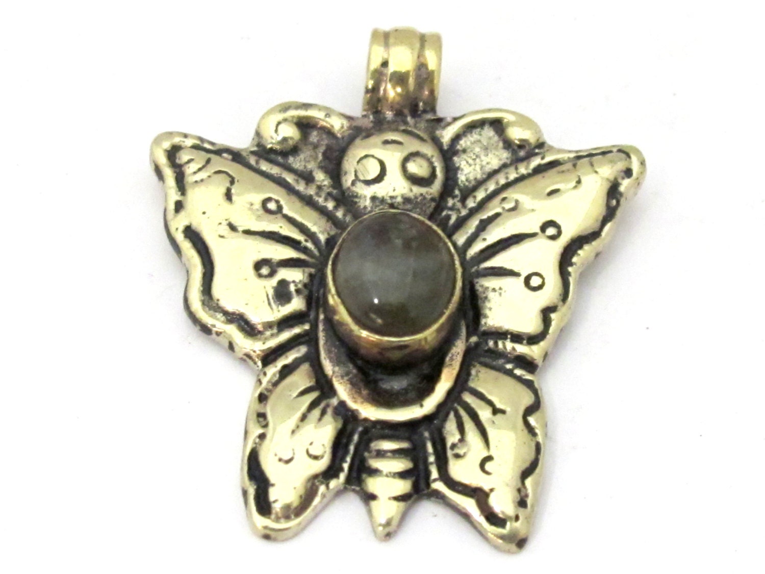 1 Pendant - Tibetan silver carved butterfly reverse side lotus flower pendant with labradorite inlay from Nepal - PM254H