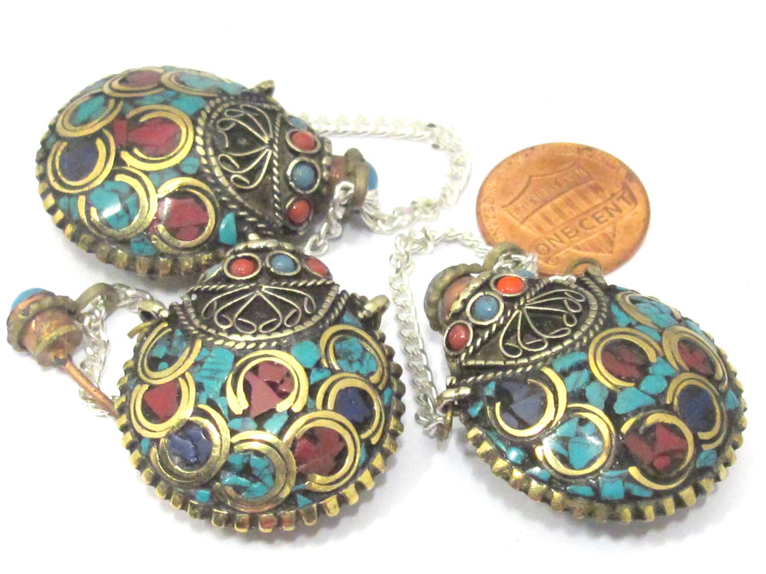 1 Pendant - Tibetan Om mantra snuff bottle brass pendant with turquoise coral inlay - PM412