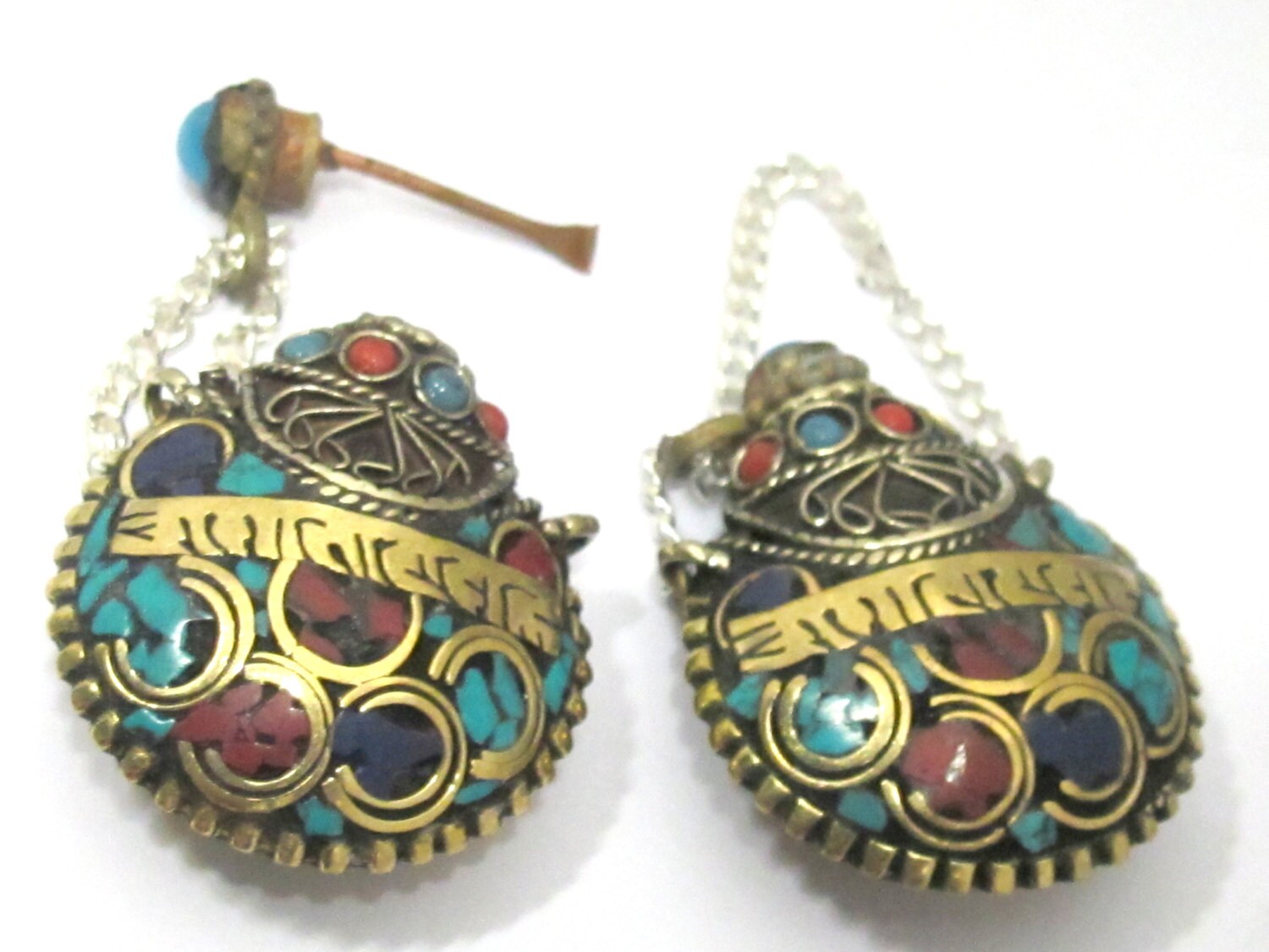 1 Pendant - Tibetan Om mantra snuff bottle brass pendant with turquoise coral inlay - PM412