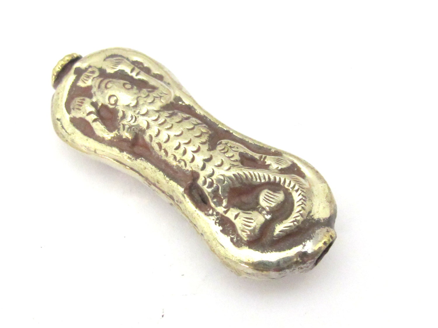 1 Bead - Beautiful Tibetan Silver Lizard carved reversible large bead from Nepal -BD837