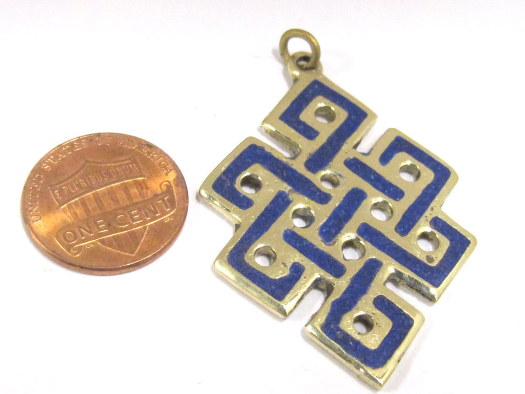 Tibetan endless knot symbol pendant with lapis inlay from Nepal - PM416-CBA3