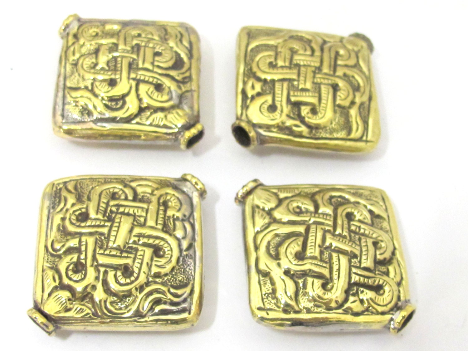 1 Bead - Large size Tibetan brass repousse endless knot design focal pendant bead - BD845