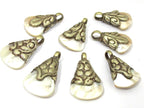 1 pendant - Small size mother of pearl shell capped charm pendants from Nepal -SP046