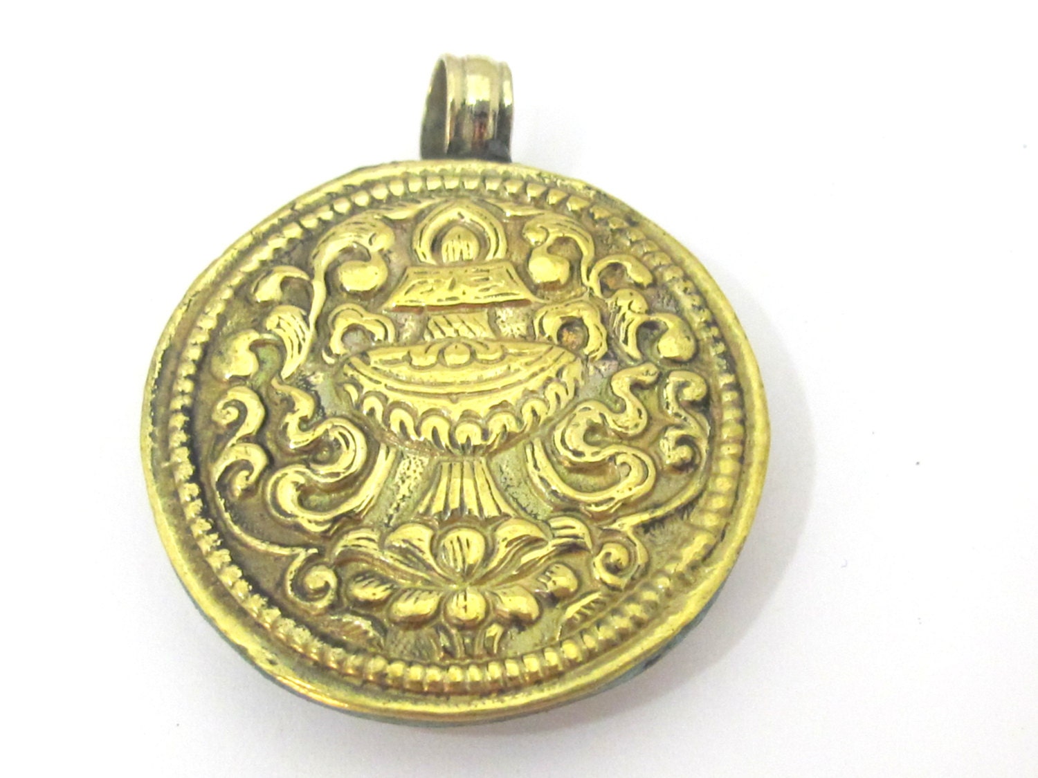 1 Pendant - Reversible Tibetan conch shell brass pendant with auspicious Treasure Vase lotus flower symbol - PM433A