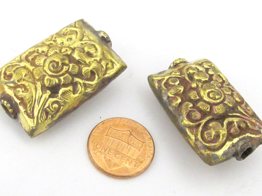 1 Bead - Large rectangle shape ethnic tibetan flower repousse brass bead antiqued gold color - BD854