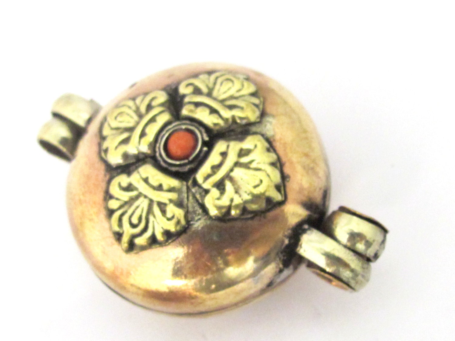 1 Pendant - Tibetan double dorje Kalachakra mantra reversible prayer box copper tone brass pendant - PM438E