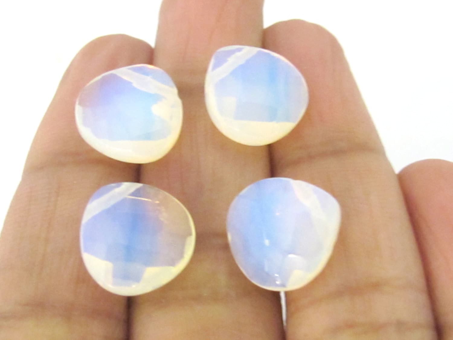 4 Beads - Faceted white color quartz stone drop beads - GM382A