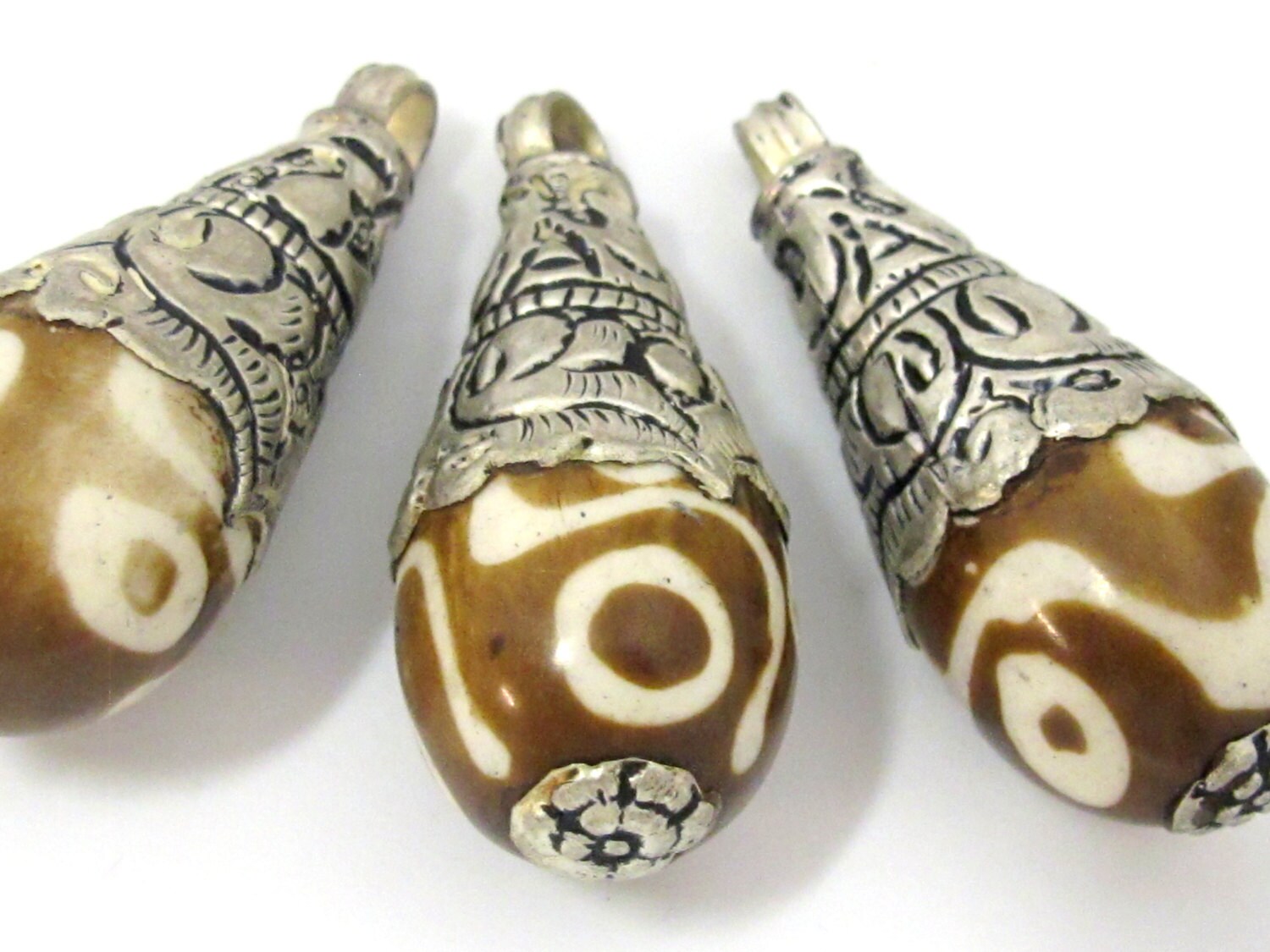 1 Pendant - Large size tibetan silver capped batik recycled cattle bone drop pendant with floral design on bail - PM455